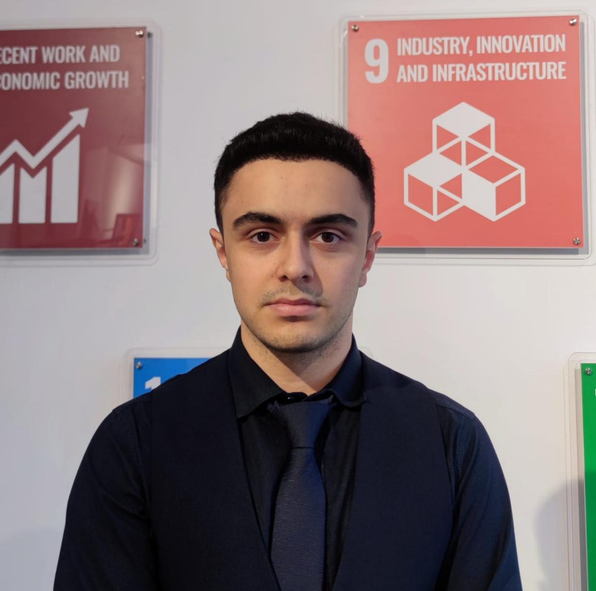 Araz Qulusoy