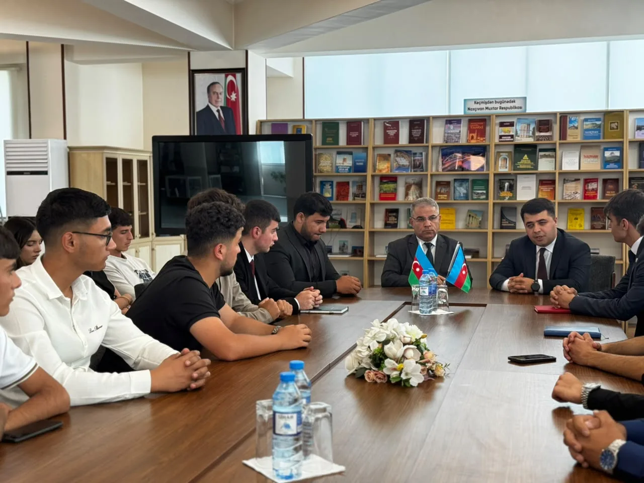 A round table on "State sovereignty" was held at Nakhchivan State University under the organization of TGT