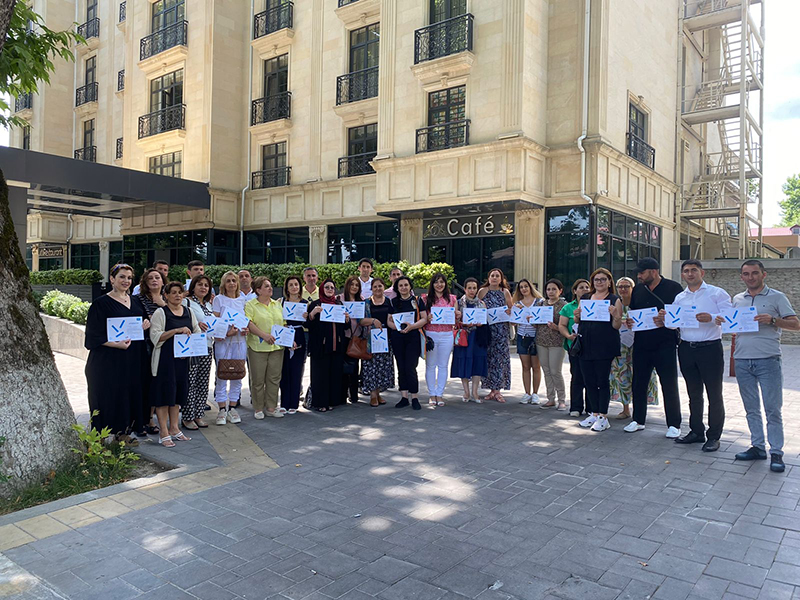 Naxçıvan Dövlət Universitetinin fransız dili müəllimləri Fransız şəhərciyi ixtisasartırma təlimində iştirak ediblər Naxçıvan Dövlət Universitetinin fransız dili müəllimləri Fransız şəhərciyi ixtisasartırma təlimində iştirak ediblər