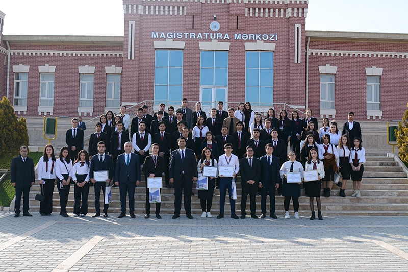 Naxçıvan Dövlət Universitetində “Bilik piramidası” yarışı uğurla yekunlaşıb Naxçıvan Dövlət Universitetində “Bilik piramidası” yarışı uğurla yekunlaşıb