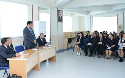 Naxçıvan Dövlət Universitetində “Ümumi fizika kursu üzrə laboratoriya işlərikompüter modelləri əsasında” adlı dərs vəsaitinin təqdimatı olub