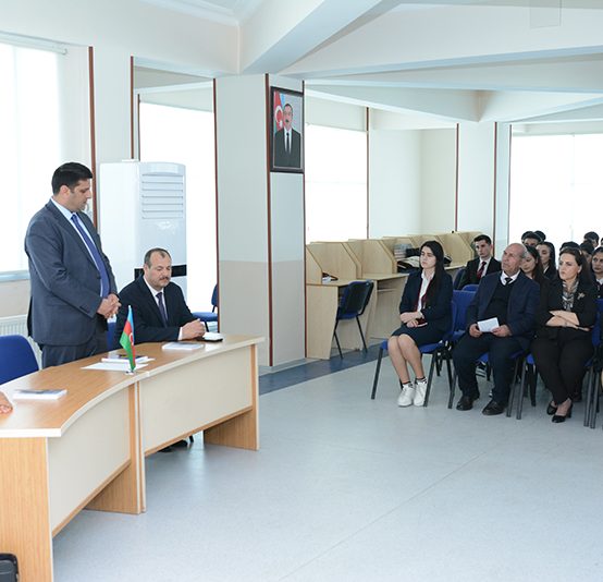 Naxçıvan Dövlət Universitetində “Ümumi fizika kursu üzrə laboratoriya işlərikompüter modelləri əsasında” adlı dərs vəsaitinin təqdimatı olub
