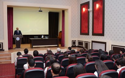 Naxçıvan Dövlət Universitetində Milli-mənəvi dəyərlərimiz mövzusunda elmi-nəzəri seminar keçirilib