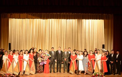 Naxçıvan Dövlət Milli Dram Teatrında ümummilli lider Heydər Əliyevin 100 illik yubileyinə həsr edilən “Sevincin inciləri” qanun çalanlar ansamblının konserti keçirilib